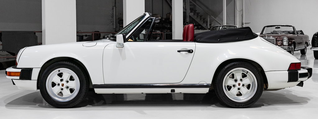 Porsche 911 Carrera 3.2 (US)