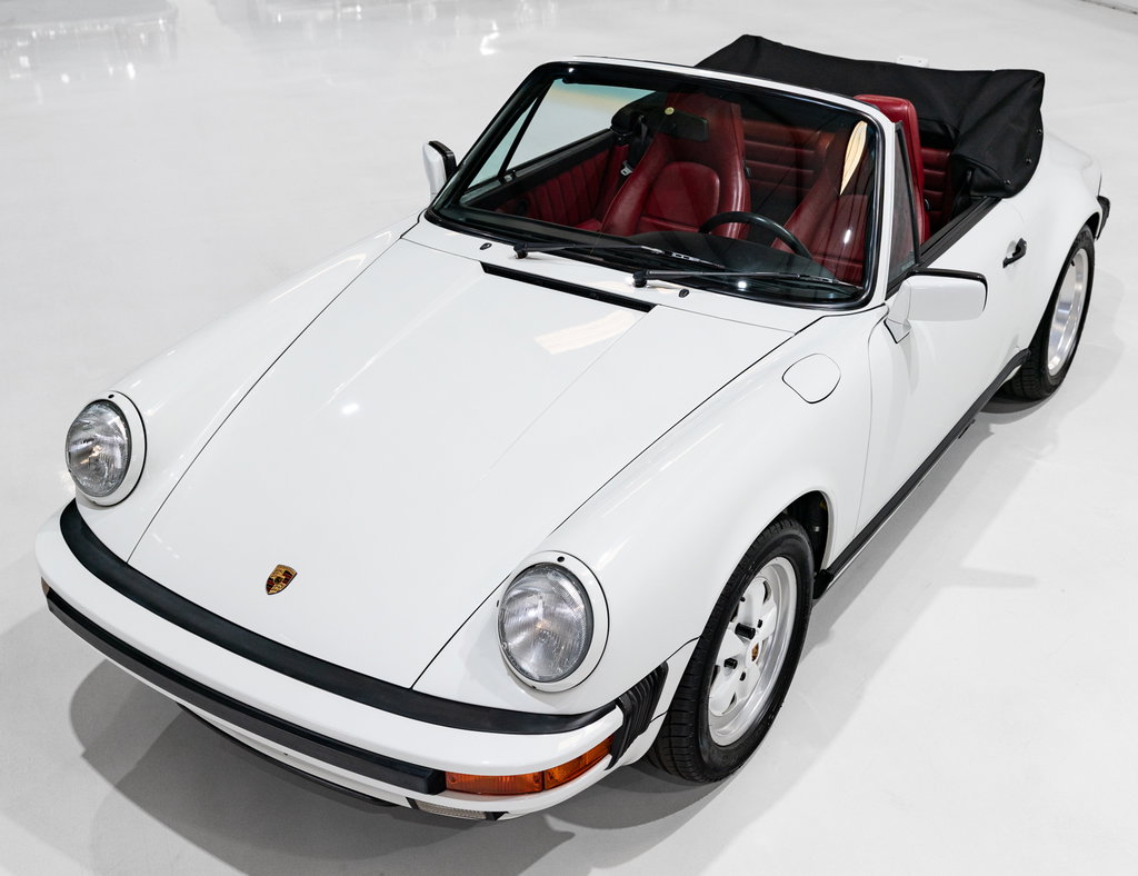 Porsche 911 Carrera 3.2 (US)