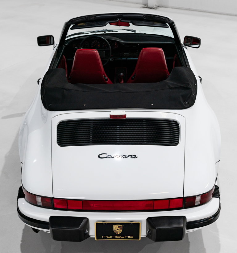 Porsche 911 Carrera 3.2 (US)