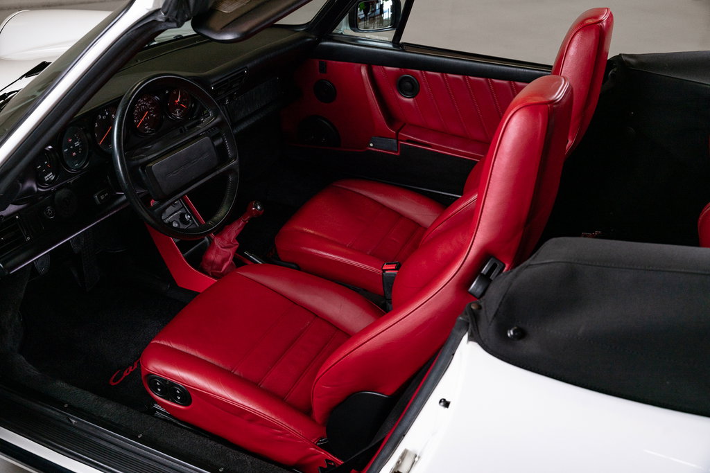Porsche 911 Carrera 3.2 (US)