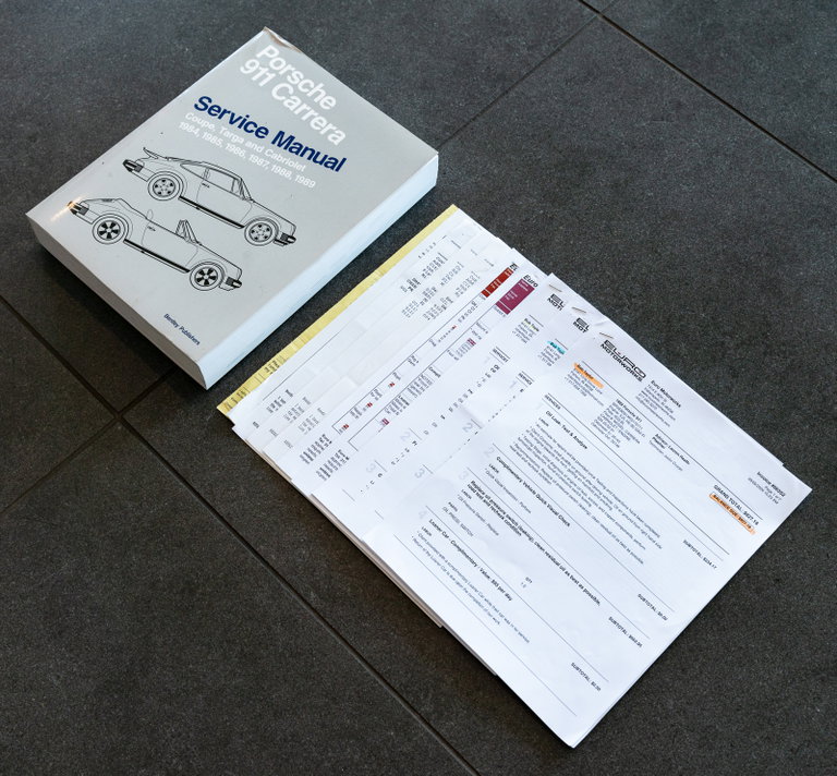 Porsche 911 Carrera 3.2 (US)