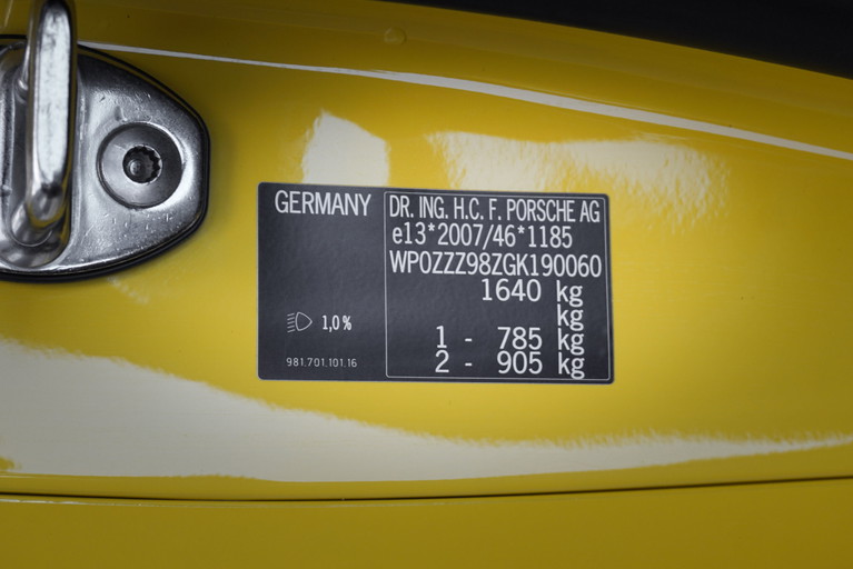 Porsche 981 Cayman GT4
