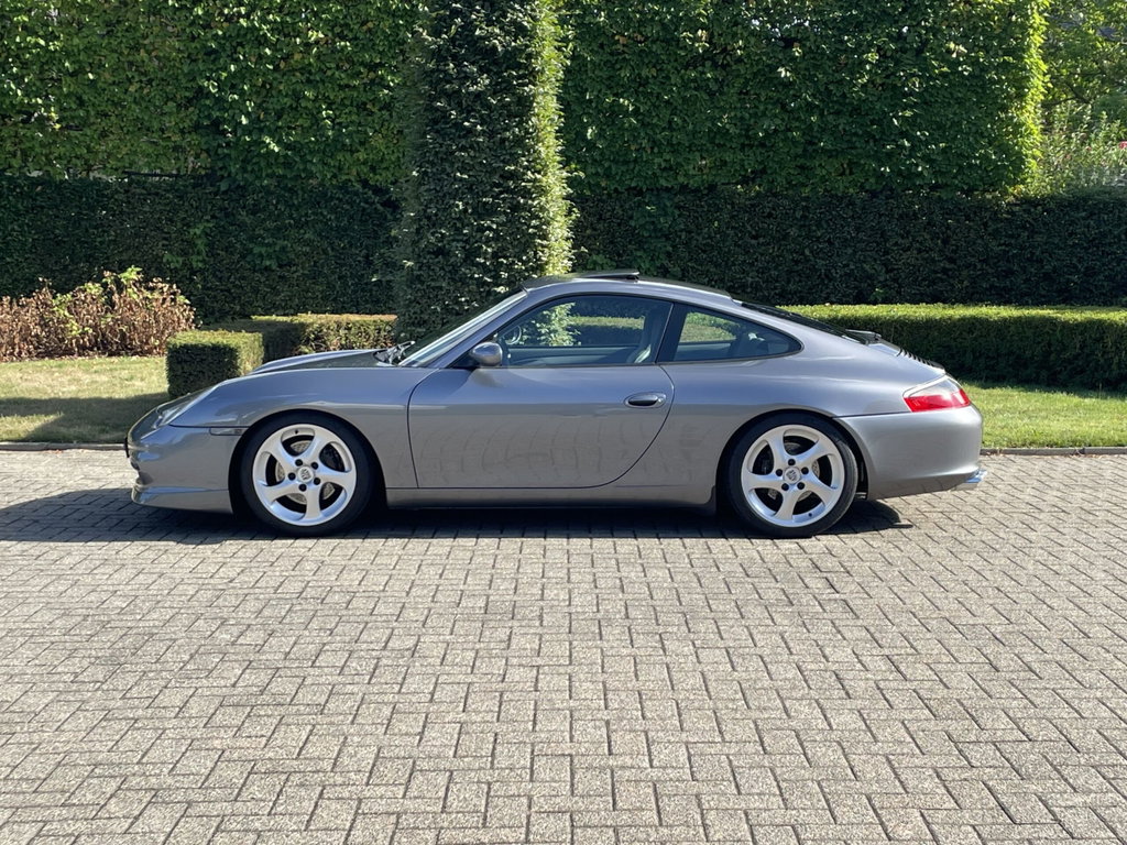 Porsche 996.2 Carrera