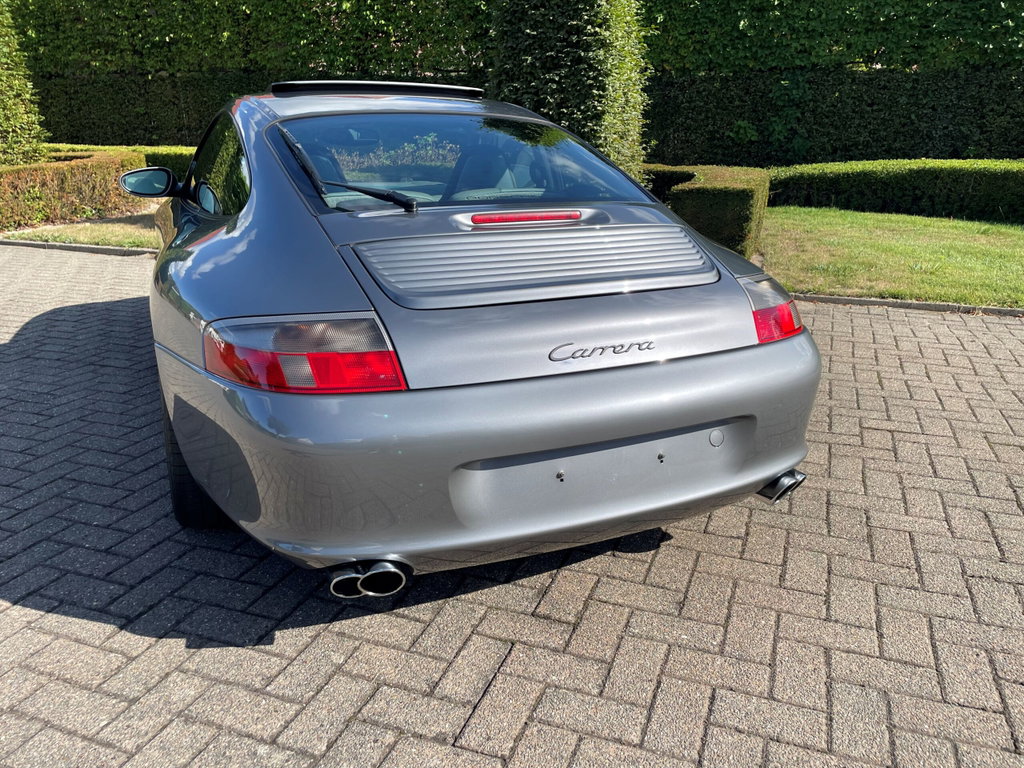 Porsche 996.2 Carrera