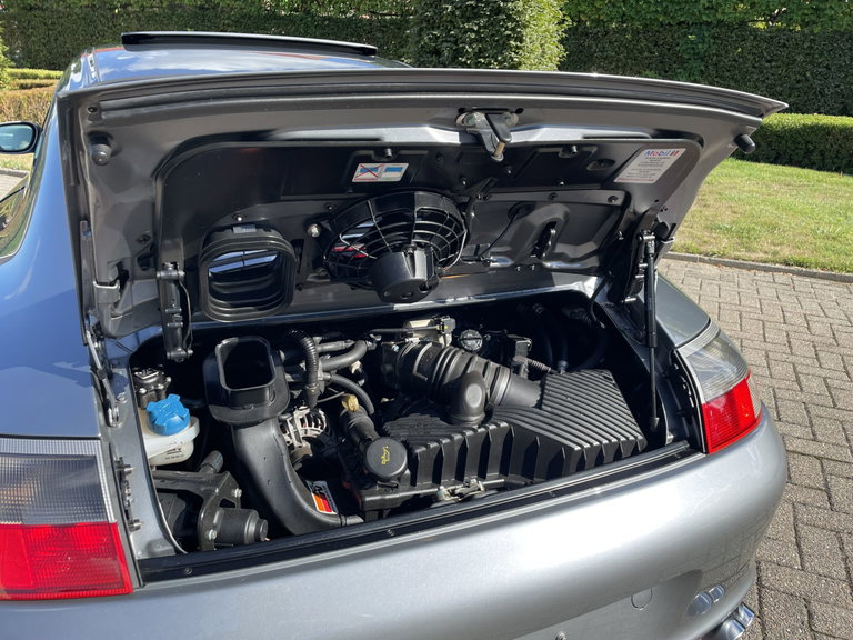 Porsche 996.2 Carrera
