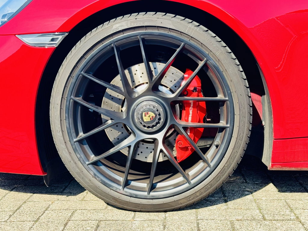 Porsche 991.2 Carrera 4 GTS