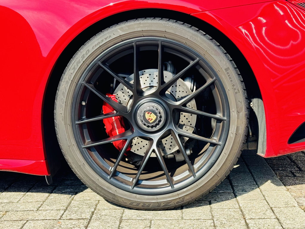 Porsche 991.2 Carrera 4 GTS