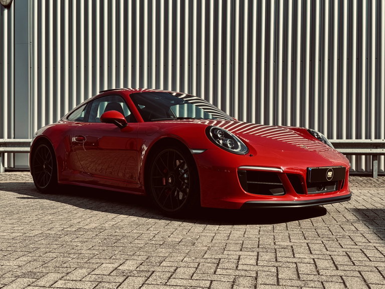 Porsche 991.2 Carrera 4 GTS