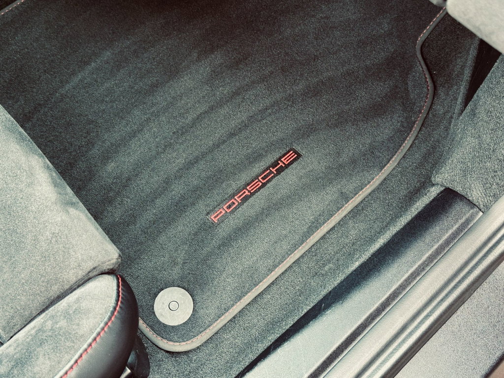 Porsche 991.2 Carrera 4 GTS