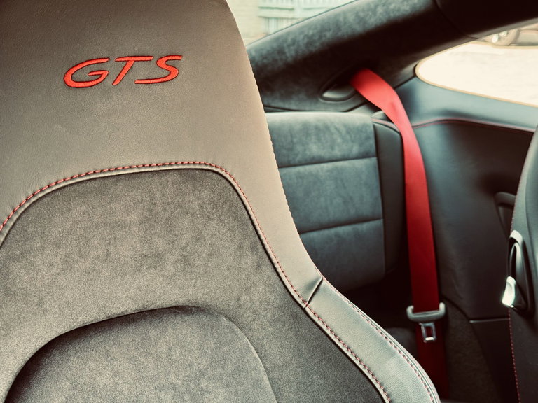 Porsche 991.2 Carrera 4 GTS