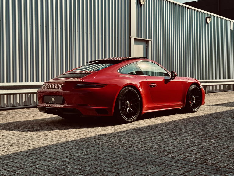 Porsche 991.2 Carrera 4 GTS