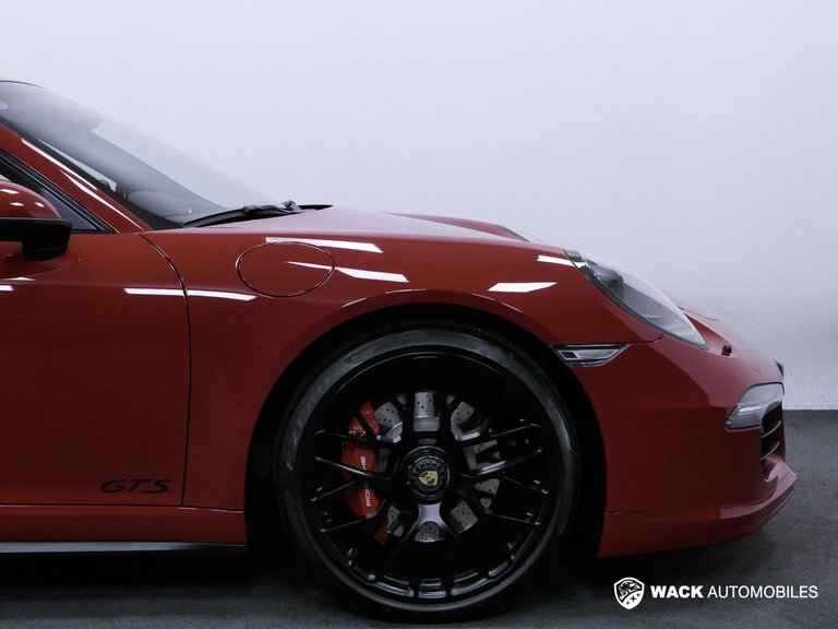 Porsche 991 Carrera GTS