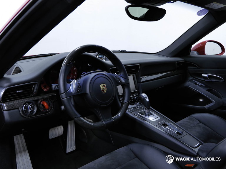 Porsche 991 Carrera GTS