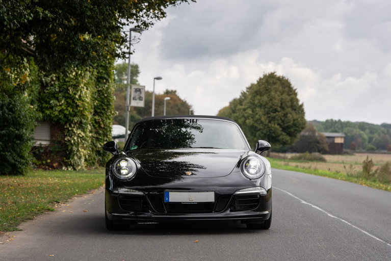 Porsche 991 Carrera 4 GTS