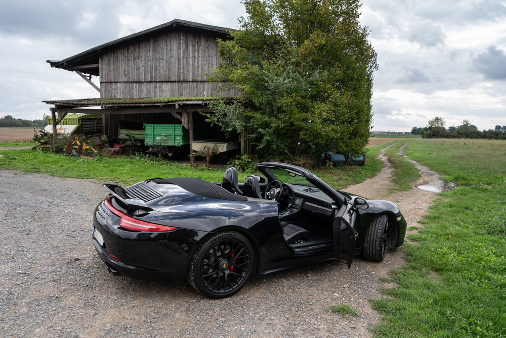Porsche 991 Carrera 4 GTS