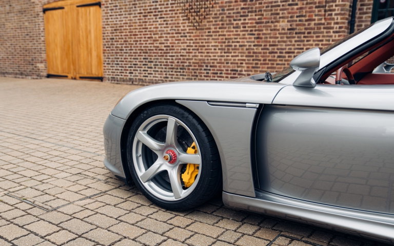 Porsche Carrera GT