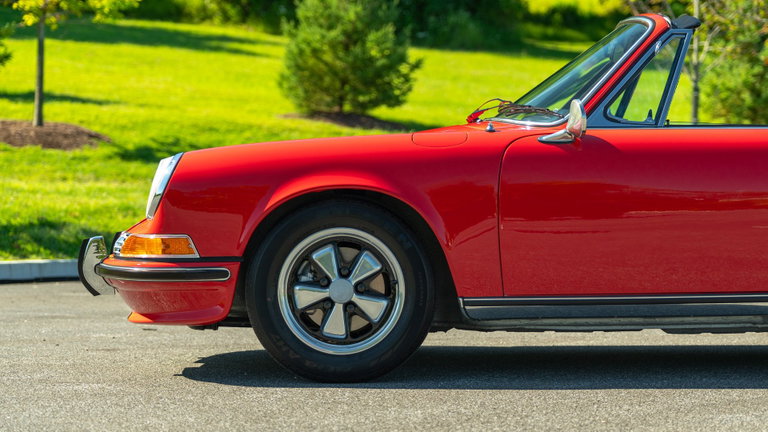 Porsche 911 S (F-Modell)