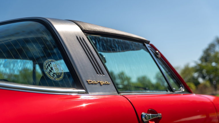 Porsche 911 S (F-Modell)