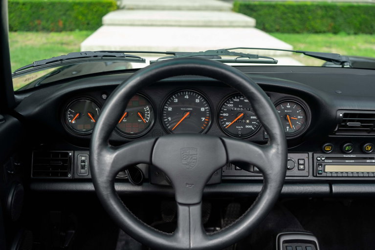 Porsche 964 Carrera 2