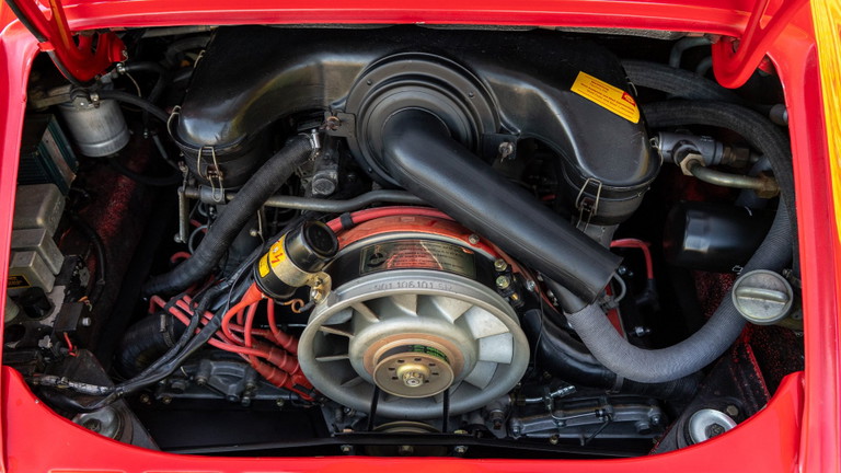 Porsche 911 S (F-Modell)