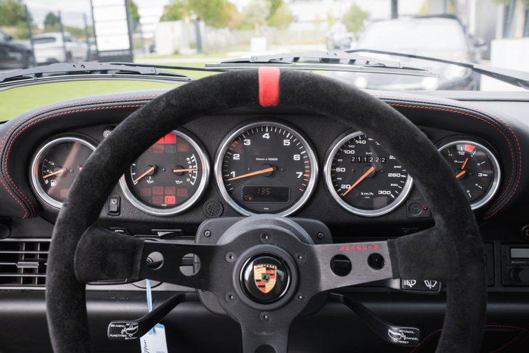Porsche 964 Carrera 4