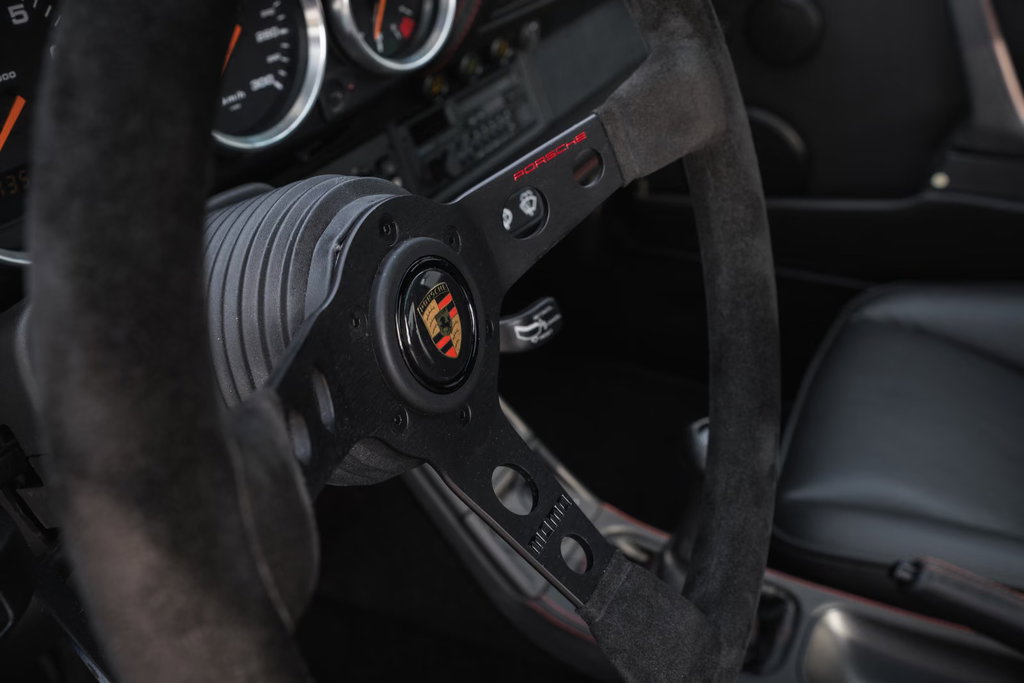 Porsche 964 Carrera 4