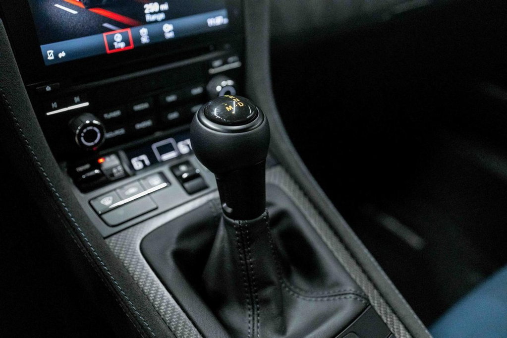 Porsche 718 Cayman GT4 RS