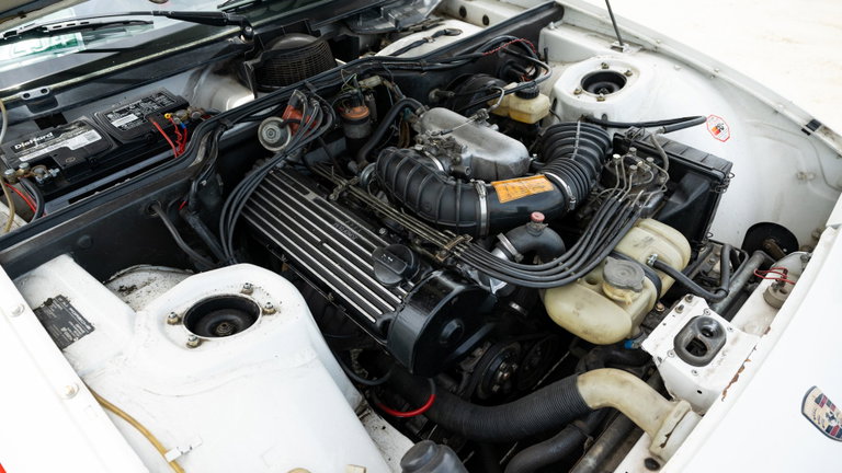 Porsche 924