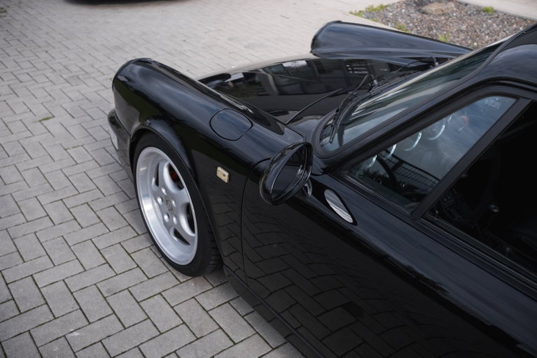 Porsche 964 Carrera 4