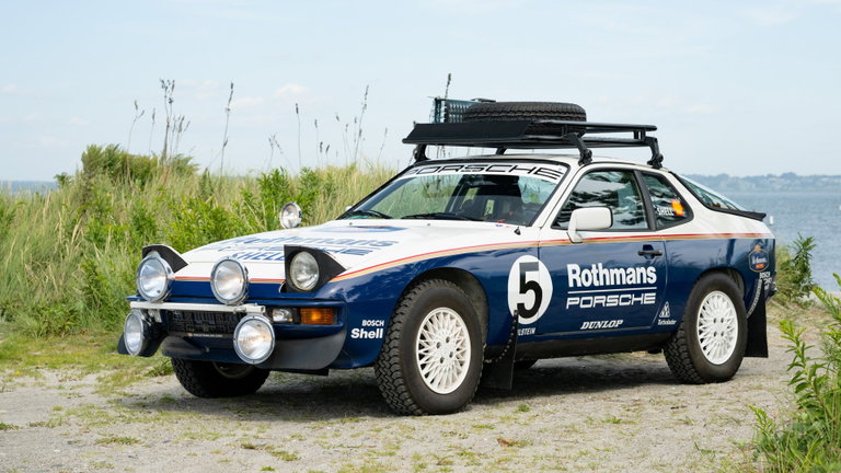 Porsche 924