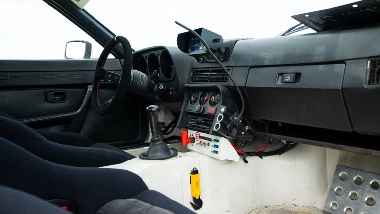 Porsche 924