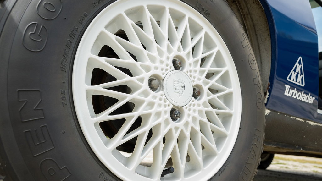 Porsche 924