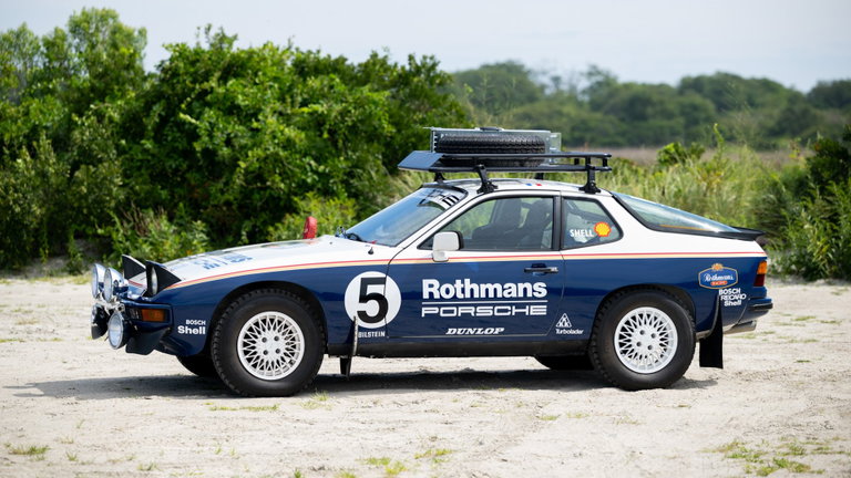 Porsche 924