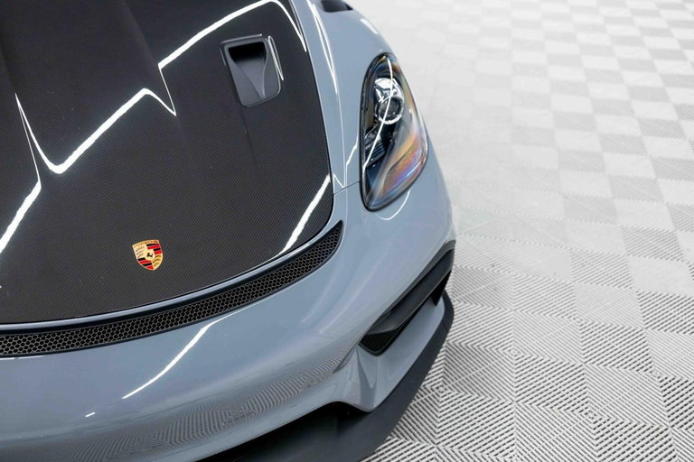 Porsche 718 Cayman GT4 RS