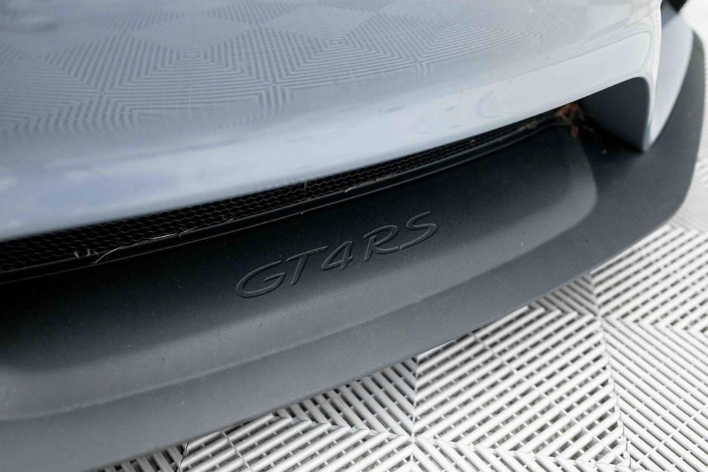 Porsche 718 Cayman GT4 RS