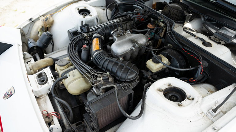 Porsche 924