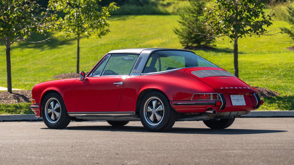 Porsche 911 S (F-Modell)