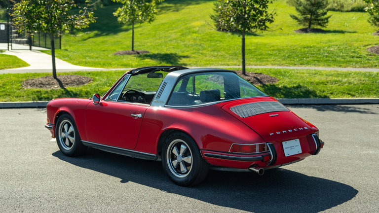 Porsche 911 S (F-Modell)
