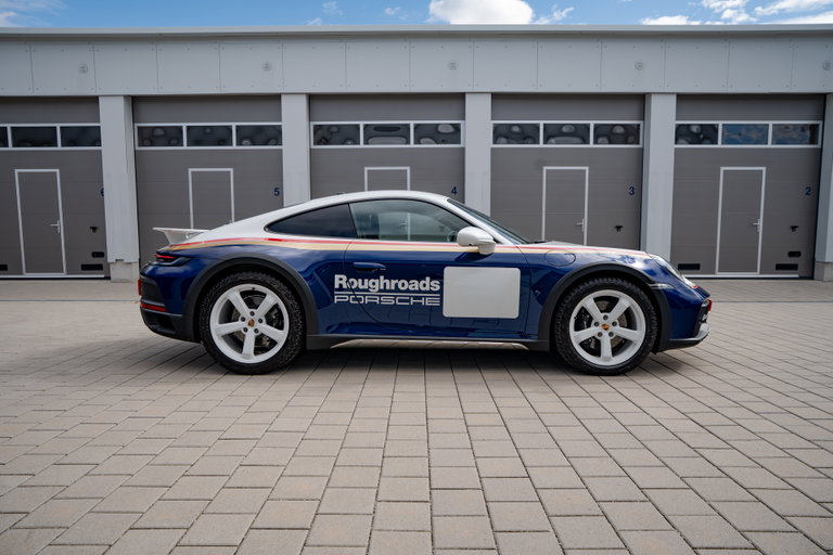 Porsche 911 Dakar