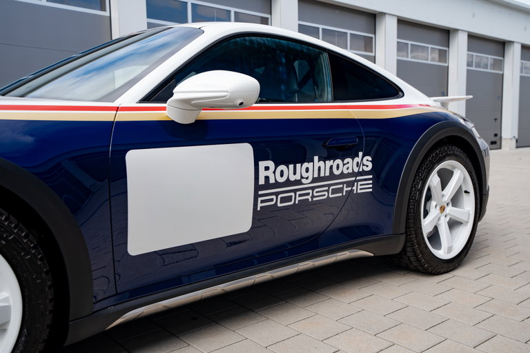 Porsche 911 Dakar