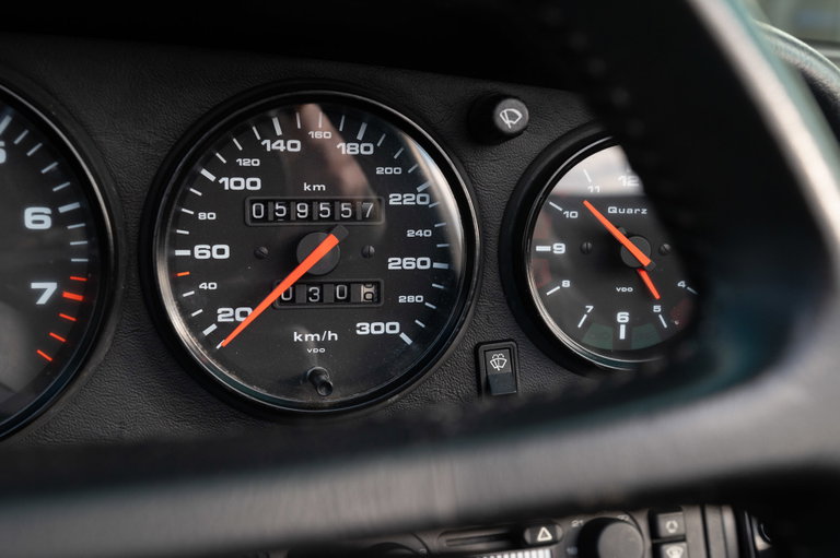 Porsche 964 Carrera 4