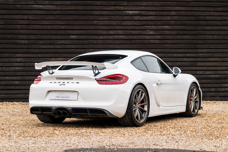 Porsche 981 Cayman GT4