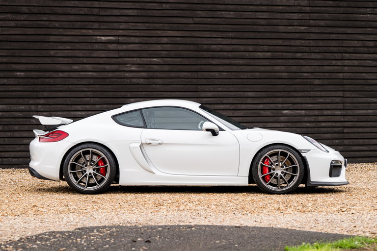 Porsche 981 Cayman GT4