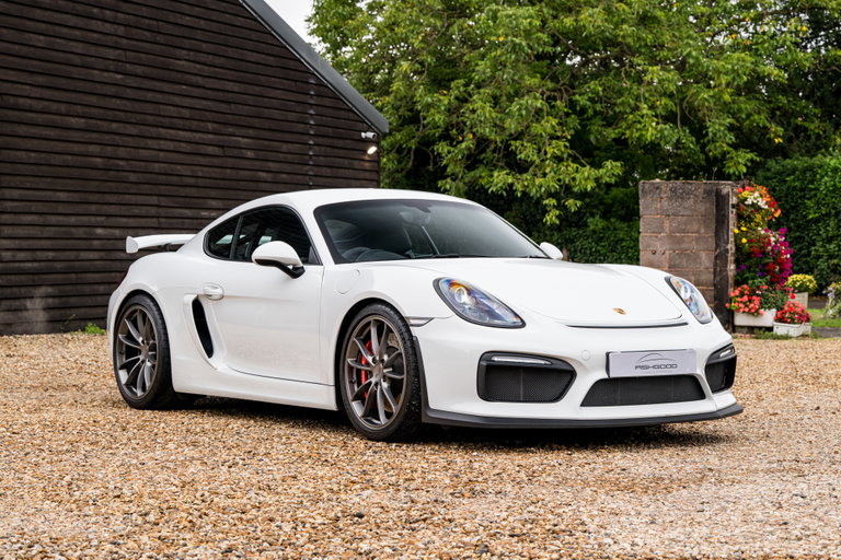 Porsche 981 Cayman GT4