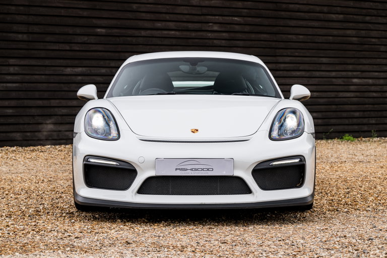 Porsche 981 Cayman GT4