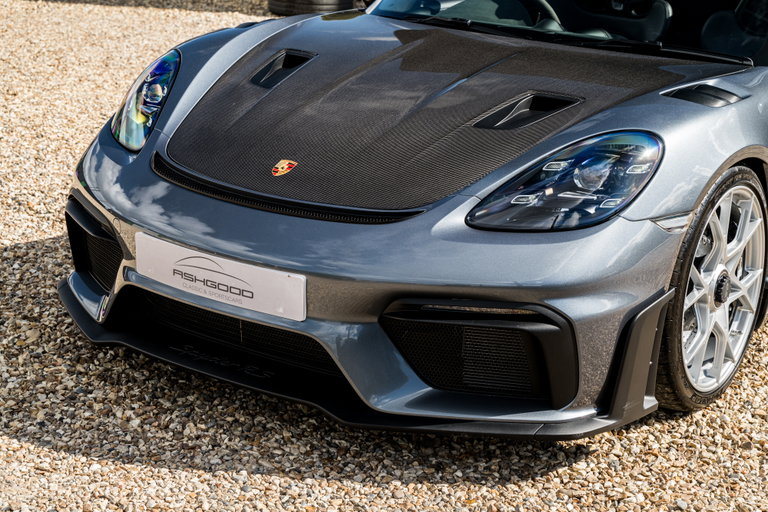 Porsche 718 Spyder RS