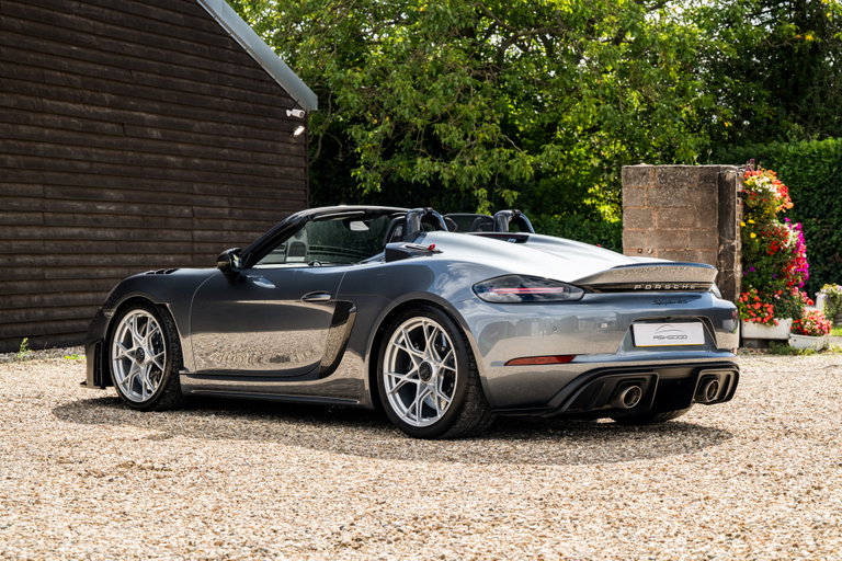 Porsche 718 Spyder RS