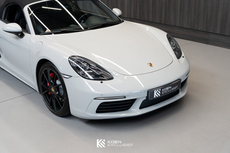 Porsche 718 Boxster S