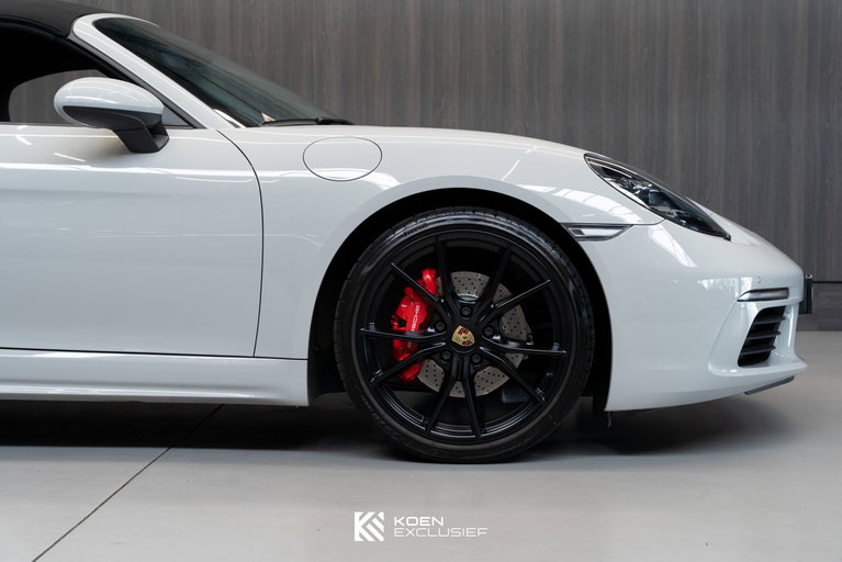 Porsche 718 Boxster S