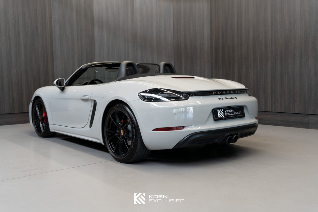 Porsche 718 Boxster S
